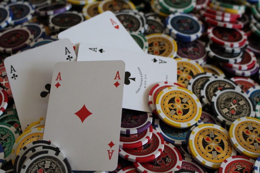 STRATEGIAOPAS POKERILLE